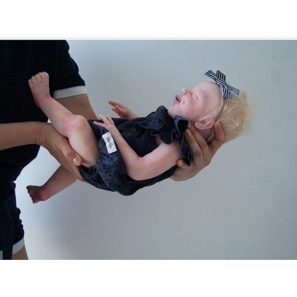 Silicone reborn baby 19′ - Image 2